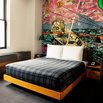 宿泊者からの要望で商品化されたACE HOTELのブランケット。必携です。