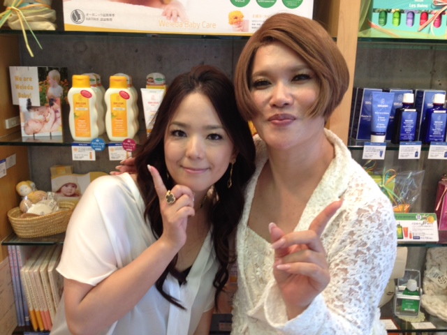 http://www.houyhnhnm.jp/blog/aoki/images/IKKO%26AO.JPG