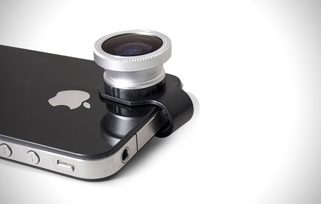 http://www.houyhnhnm.jp/blog/hynm_editor/images/Gizmon-Clip-On-Lenses-for-Apple-iPad-iPhone-2.jpg