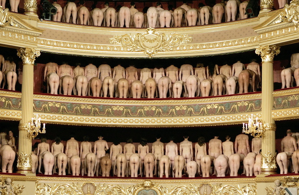 http://www.houyhnhnm.jp/blog/hynm_editor/images/Spencer_Tunick_046_zps35554436.jpg