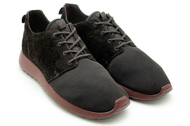 http://www.houyhnhnm.jp/blog/hynm_editor/images/nike-roshe-run-premium-1-1.jpg