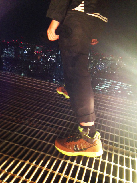 http://www.houyhnhnm.jp/blog/hynm_editor/images/nikes_b_2.jpg