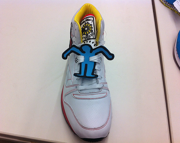 http://www.houyhnhnm.jp/blog/hynm_editor/images/reebok-cl-leather-mid-lux-9.jpeg