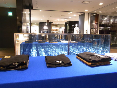 http://www.houyhnhnm.jp/blog/isetan_mens/assets_c/2011/07/PR%20003-thumb-480x360-63744.jpg