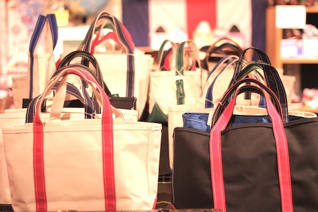 http://www.houyhnhnm.jp/blog/kobayashi_jiro/images/tote-5.JPG