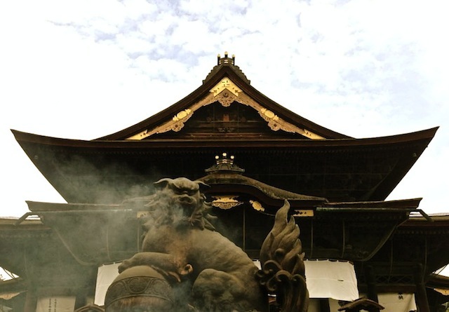 http://www.houyhnhnm.jp/blog/kobayashi_jiro/images/zenkoji.jpg