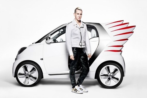 jeremy-scott-designs-smart-fortwo-electric-drive-car-1.jpg