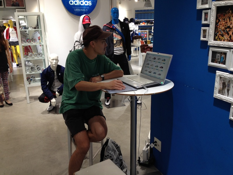 http://www.houyhnhnm.jp/blog/miadidas/images/miadik003.jpg