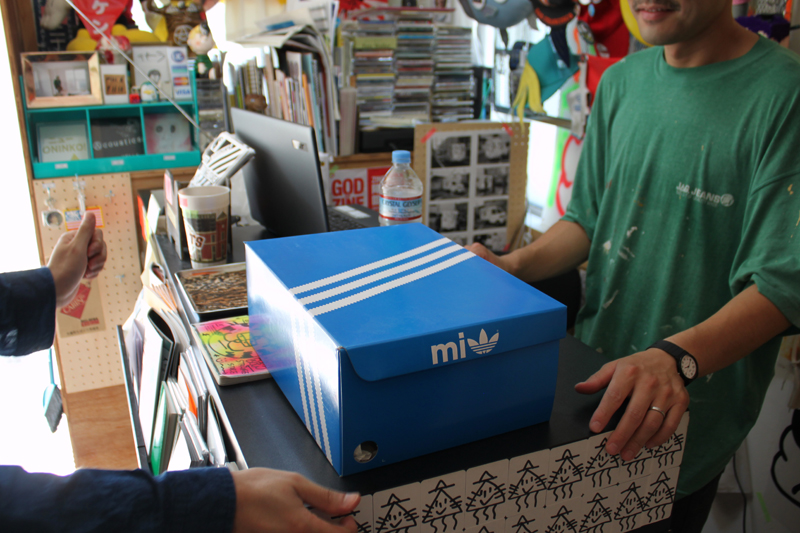 http://www.houyhnhnm.jp/blog/miadidas/images/murokaga002.jpg