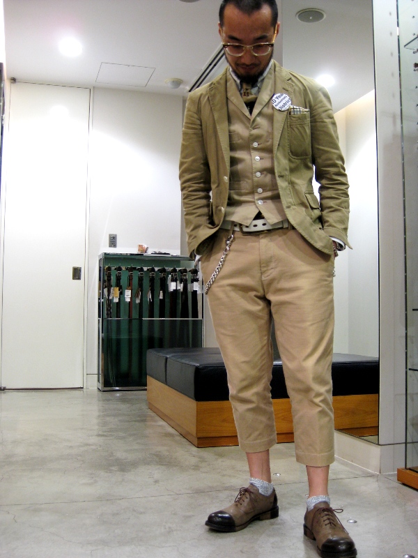 http://www.houyhnhnm.jp/blog/moriyama/images/jedi_beige_beige_beige.JPG