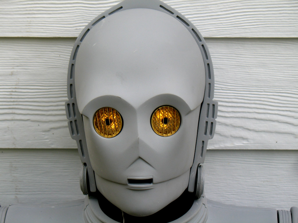 http://www.houyhnhnm.jp/blog/moriyama/images/jedi_c-3po_head_piece.jpg