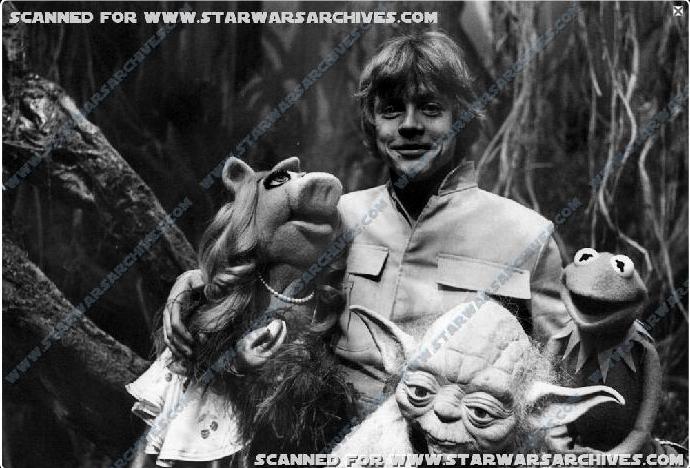 http://www.houyhnhnm.jp/blog/moriyama/images/jedi_miss_piggy_with_luke_yoda.jpg