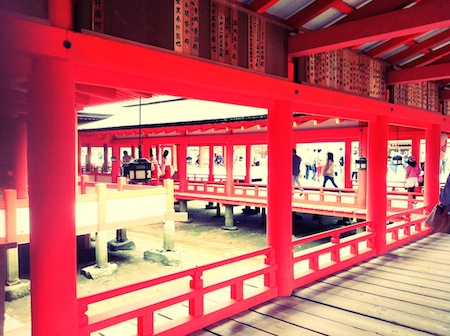 http://www.houyhnhnm.jp/blog/noguchi_yuka/images/honden.jpg