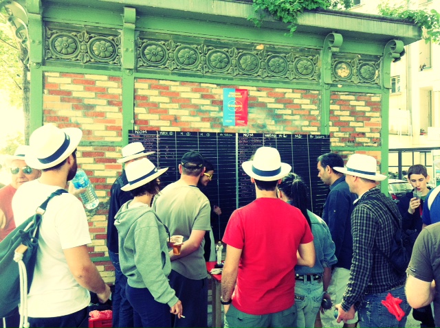 http://www.houyhnhnm.jp/blog/noguchi_yuka/images/petanque2.JPG
