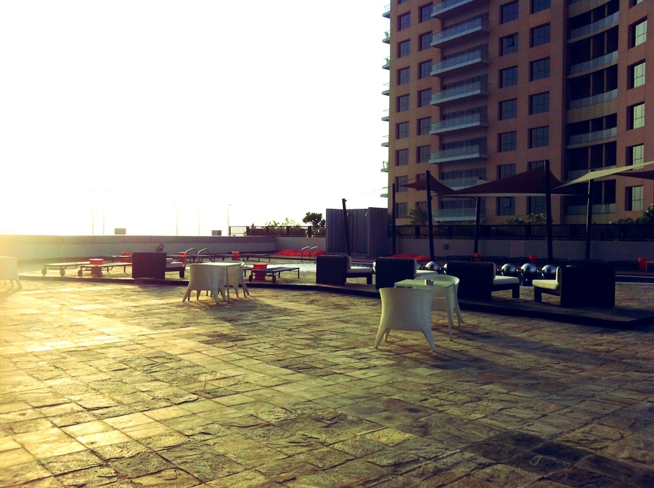 http://www.houyhnhnm.jp/blog/noguchi_yuka/images/pool.jpg