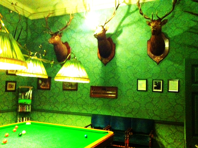 http://www.houyhnhnm.jp/blog/noguchi_yuka/images/poolbar.JPG