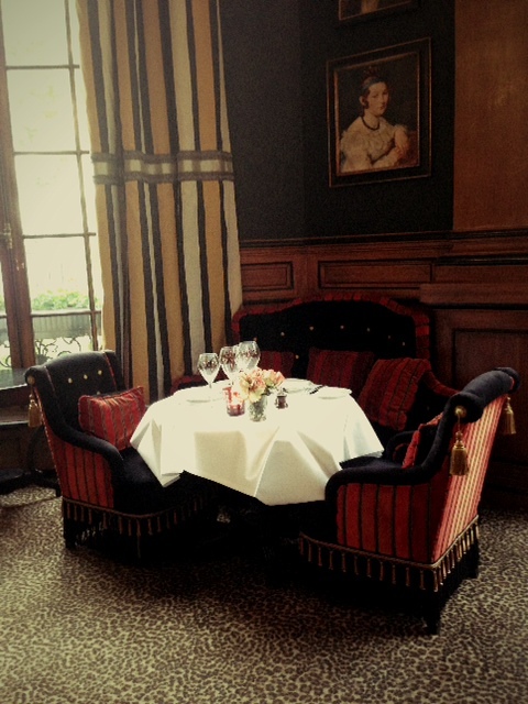 http://www.houyhnhnm.jp/blog/noguchi_yuka/images/restraunt.JPG