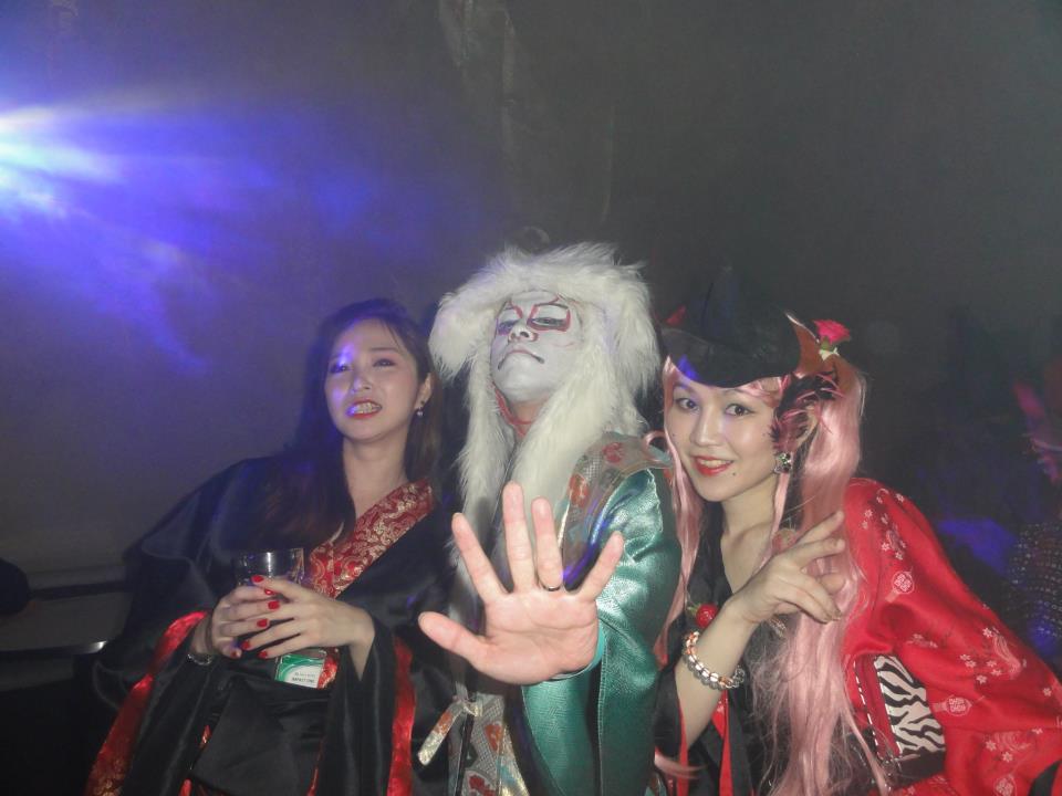 http://www.houyhnhnm.jp/blog/oiran/images/418117_552912441392450_1075975843_n.jpg
