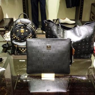 http://www.houyhnhnm.jp/blog/united_arrows/images/20130807_181825.jpg