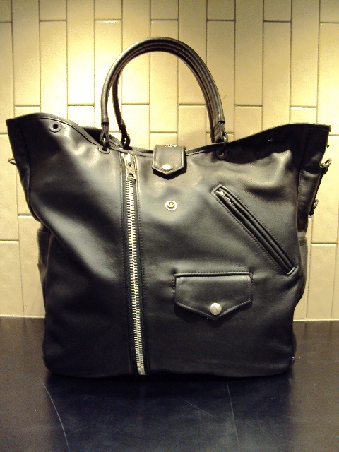 http://www.houyhnhnm.jp/blog/united_arrows/images/20131030_103658.JPG