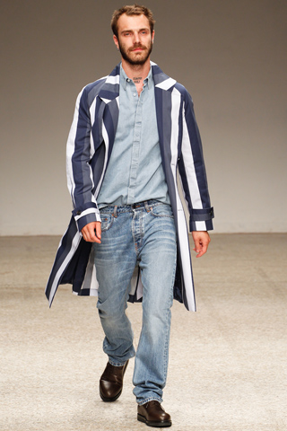 http://www.houyhnhnm.jp/blog/yanaka/images/0626-a.jpg