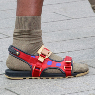 http://www.houyhnhnm.jp/blog/yanaka/images/LV-12SS.jpg