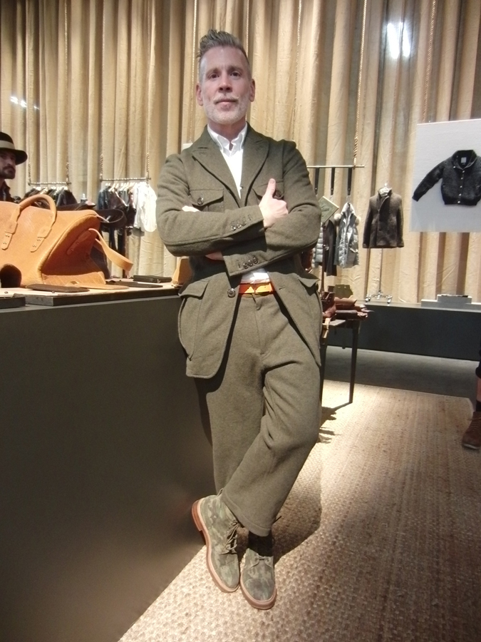 http://www.houyhnhnm.jp/blog/yanaka/images/NICK.JPG