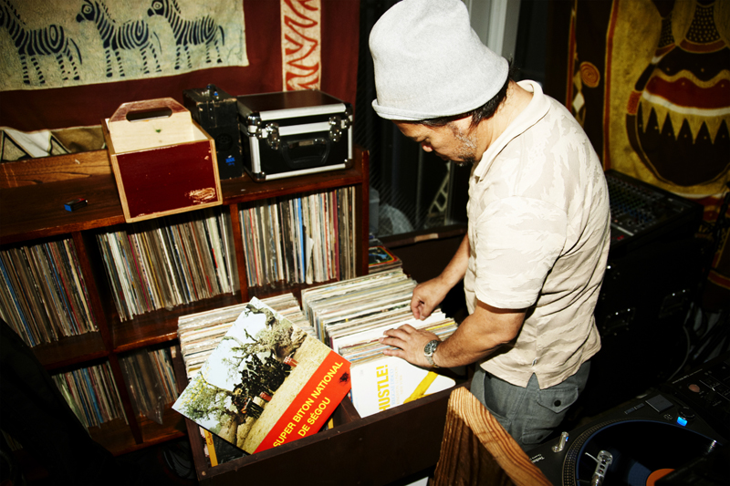 http://www.houyhnhnm.jp/culture/feature/images/cf_dj_nori_mix_sub3_l.jpg