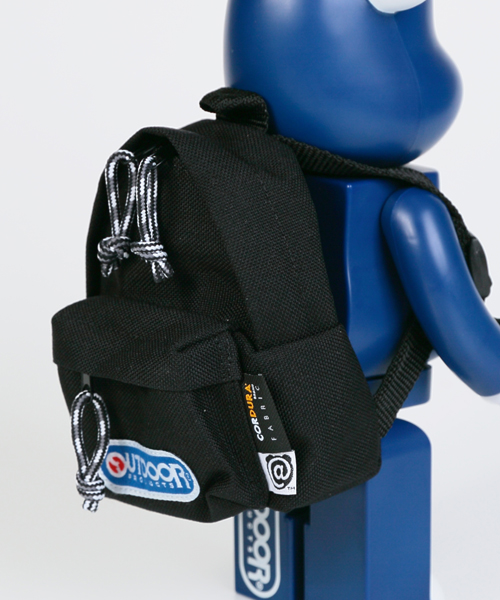 http://www.houyhnhnm.jp/culture/news/images/bearbrick_out002.jpg