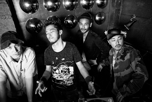 http://www.houyhnhnm.jp/culture/news/images/breakthrough20121126_c-thumb-520x347-18895.jpeg