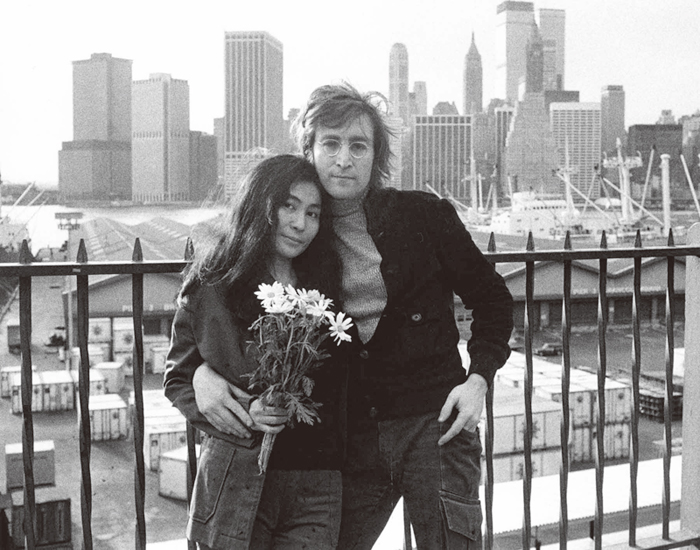 http://www.houyhnhnm.jp/culture/news/images/john_newyork002.jpg