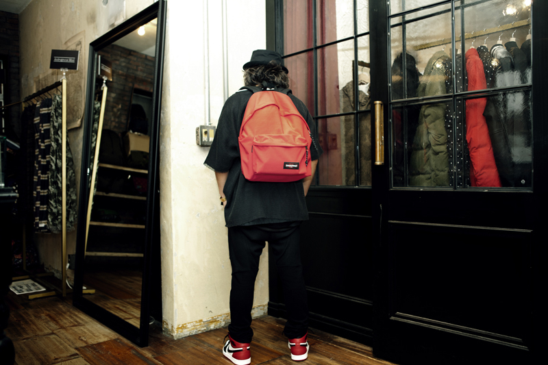 http://www.houyhnhnm.jp/fashion/feature/images/ff_eastpak_vol04_sub9_l.jpg