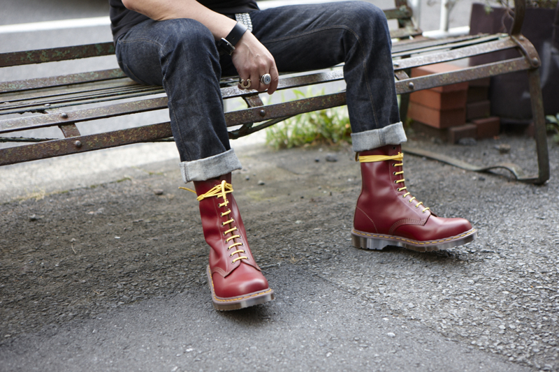 http://www.houyhnhnm.jp/fashion/feature/images/ff_enchantment_of_drmartens_12_sub3_l.jpg