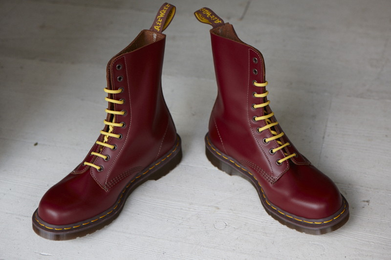 http://www.houyhnhnm.jp/fashion/feature/images/ff_enchantment_of_drmartens_12_sub5_l.jpg