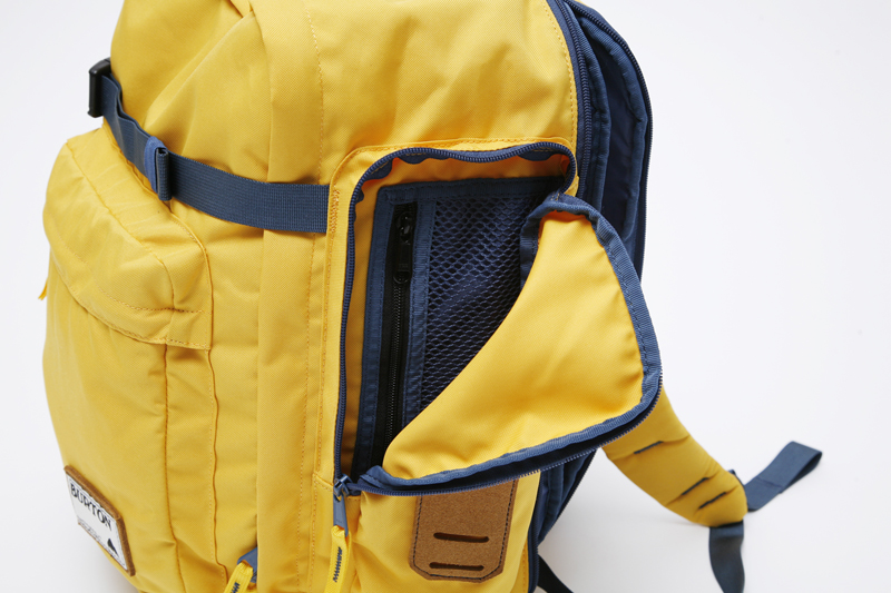 http://www.houyhnhnm.jp/fashion/feature/images/ff_trip_with_burton_v2_sub1b_l.jpg