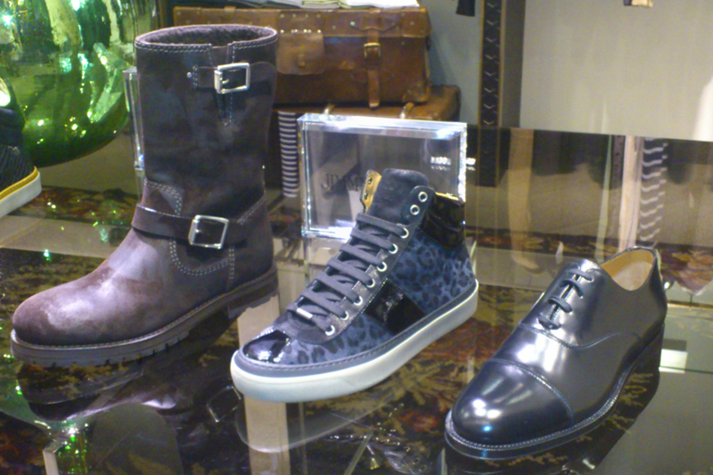 http://www.houyhnhnm.jp/fashion/feature/images/jimmy%20choo001.jpg