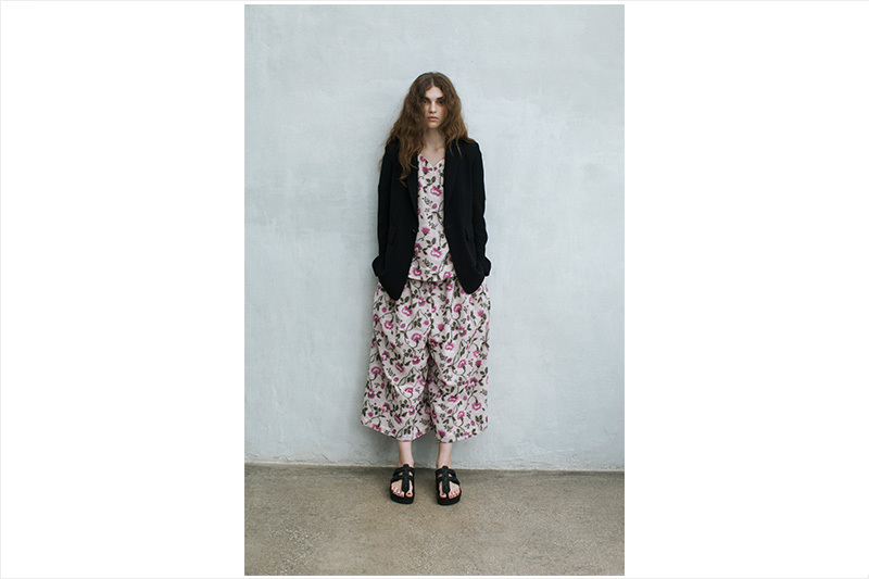 http://www.houyhnhnm.jp/fashion/news/images/1.jpg