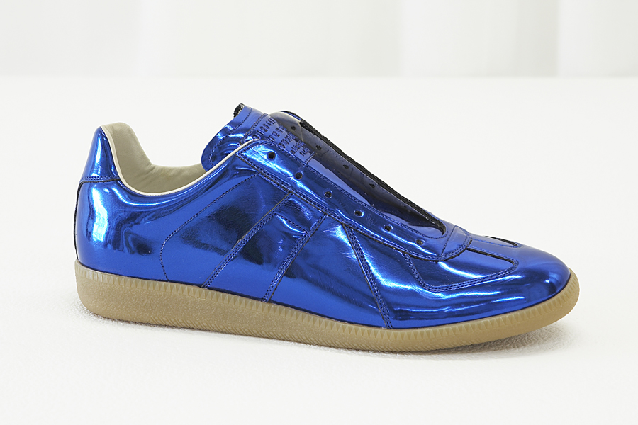 http://www.houyhnhnm.jp/fashion/news/images/11-01%20Martin%20Margiela-007.jpg