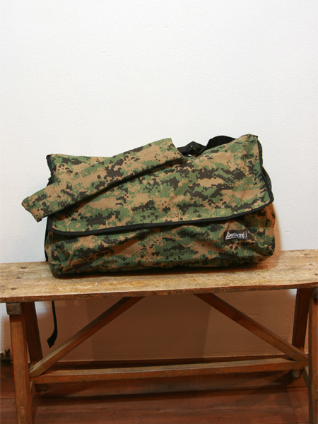 http://www.houyhnhnm.jp/fashion/news/images/48_1.jpg