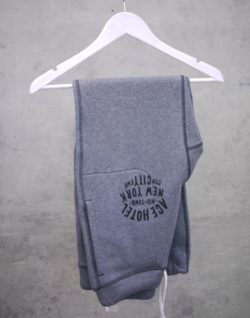 http://www.houyhnhnm.jp/fashion/news/images/ACEBEAMS006.JPG