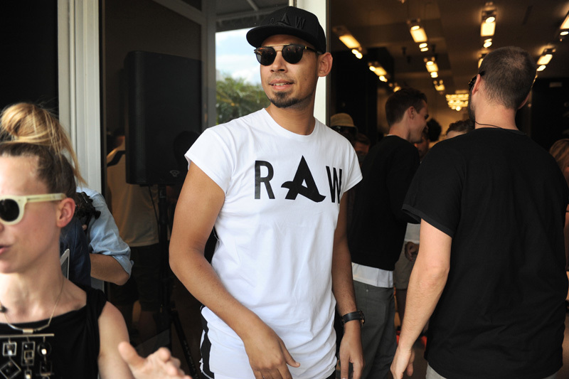 http://www.houyhnhnm.jp/fashion/news/images/Afrojack%20_2.jpg