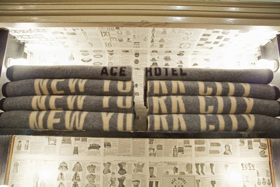 http://www.houyhnhnm.jp/fashion/news/images/BeamsXACEHotel018.jpg