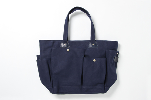 http://www.houyhnhnm.jp/fashion/news/images/Canvas%20No.6%20Gardening%20Tool%20Bag.jpg