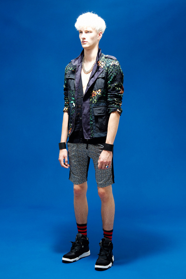http://www.houyhnhnm.jp/fashion/news/images/DBSS14SS_LOOK07.jpg
