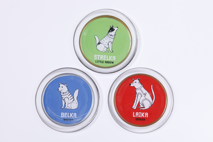 http://www.houyhnhnm.jp/fashion/news/images/GLASS%20ASHTRAY.JPG