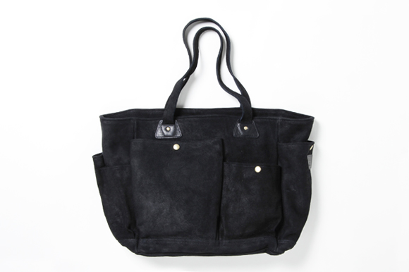 http://www.houyhnhnm.jp/fashion/news/images/Oiled%20Suede%20Gardening%20Tool%20Bag.jpg