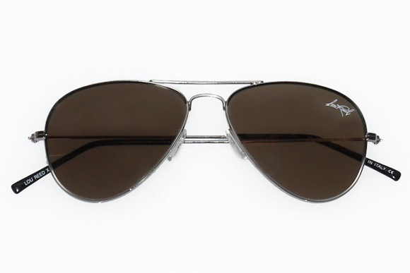 http://www.houyhnhnm.jp/fashion/news/images/_02_LouReed_Aviator_Silver.jpg