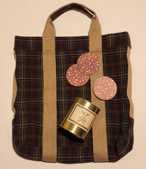 http://www.houyhnhnm.jp/fashion/news/images/frankll9.jpg