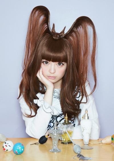http://www.houyhnhnm.jp/fashion/news/images/lafpretfw_002.jpg