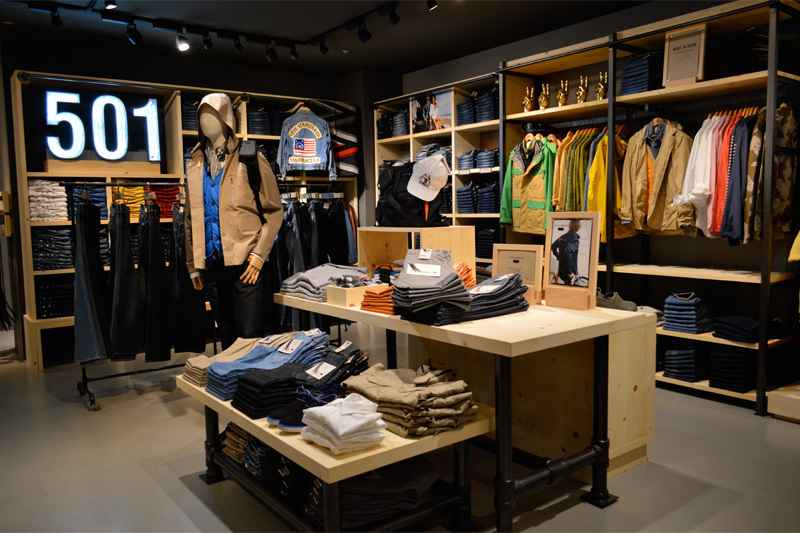 http://www.houyhnhnm.jp/fashion/news/images/levisslijdfn.jpg